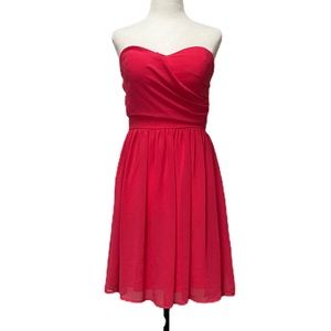 🛍3/$15 Guess strapless Dress